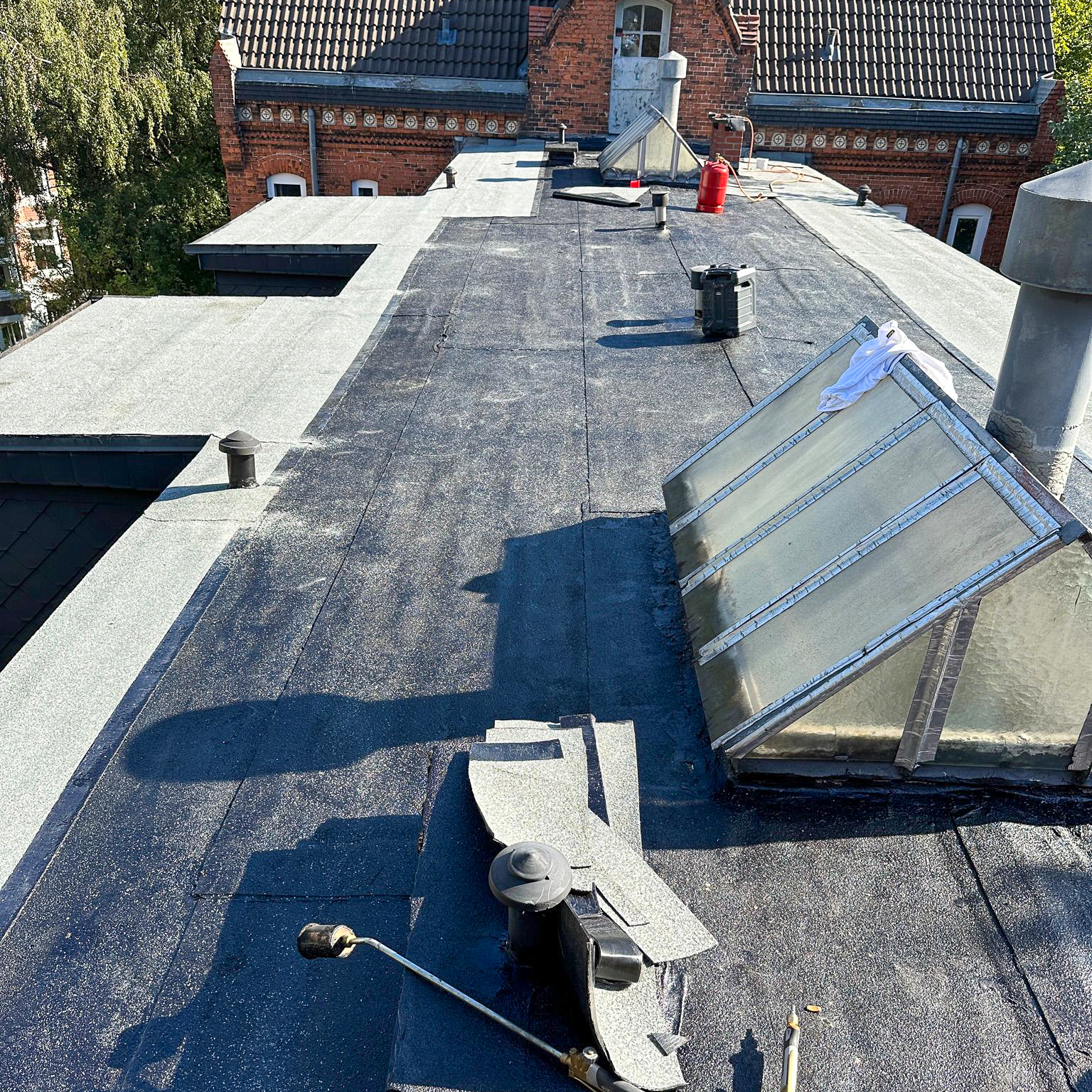 WhatsApp Image 2025-11-17 at 15.22.12 (1)